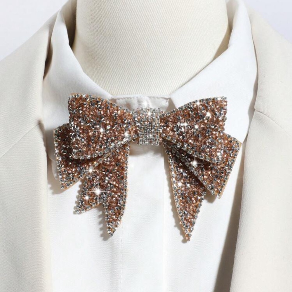 🎀 Bow Tie Pin 🎀